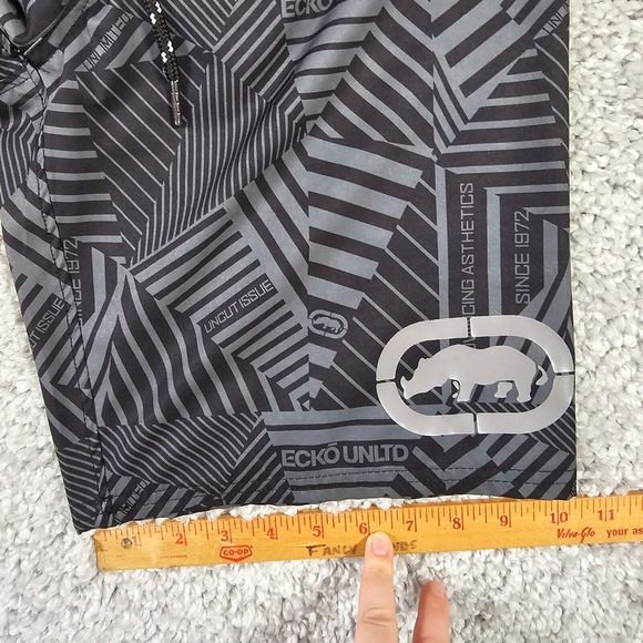 Ecko Unltd Swim Trunks Mens Small Black Mesh Lining Y2K Board Shorts - Picture 8 of 14